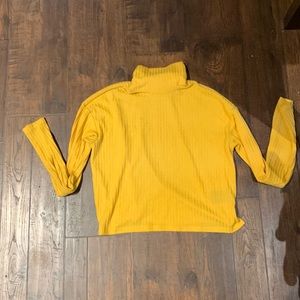 Yellow Turtle neck, long sleeved, size small, lightly used